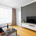 Appartamento Skypark Retreat With Balcony