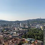 Skypark Retreat With Balcony Appartamento *