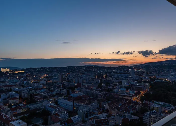 Skypark Retreat With Balcony Appartement *
