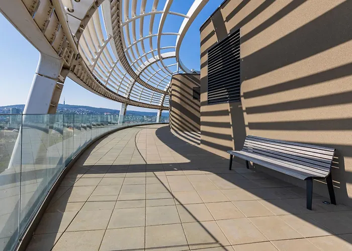 Skypark Retreat With Balcony