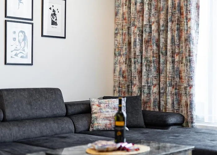 Skypark Retreat With Balcony *