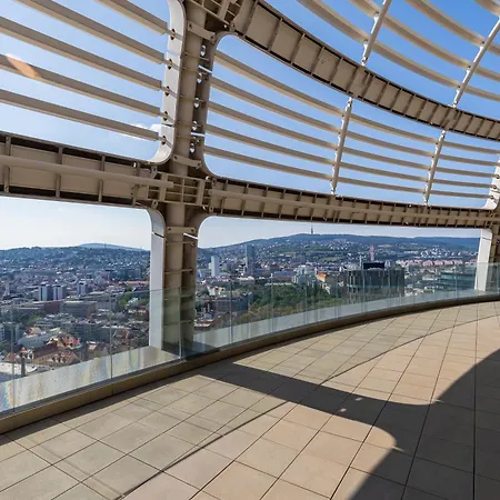 Skypark Retreat With Balcony